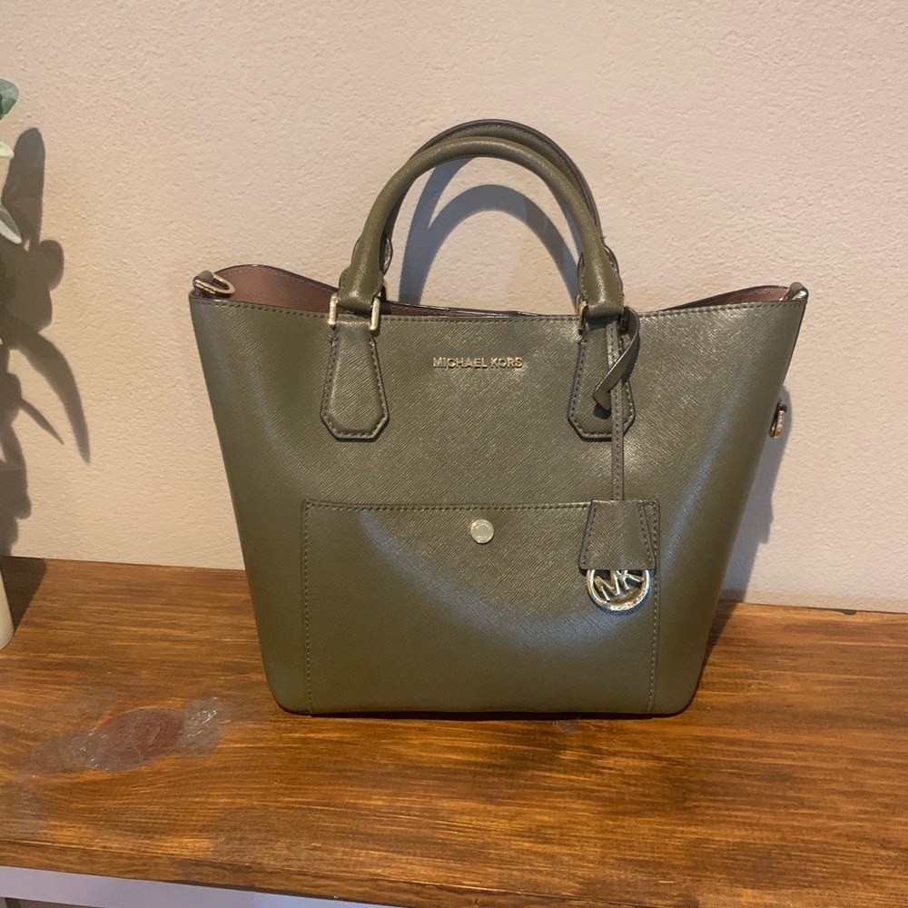 Michael Kors Greenwich Purse